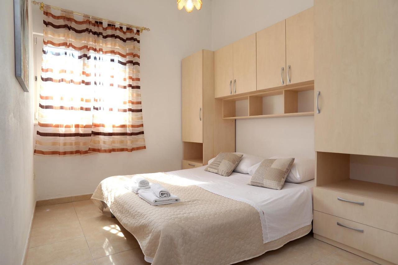 Vila Kuzmanic Trogir Exterior photo
