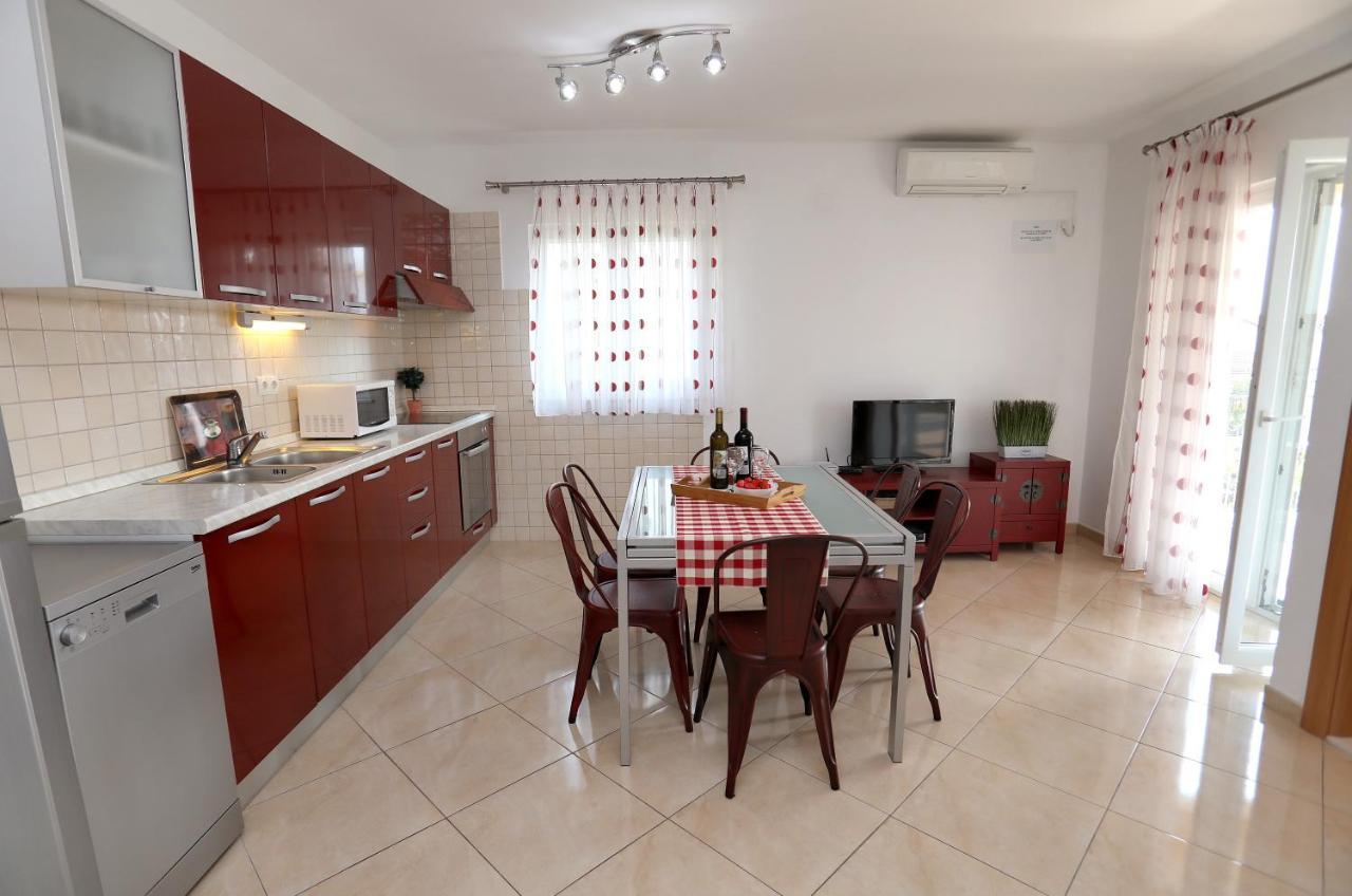 Vila Kuzmanic Trogir Exterior photo
